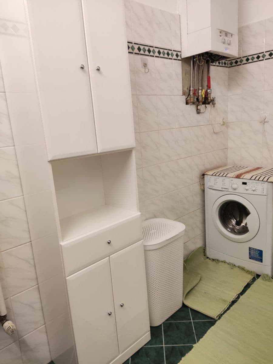Prenájom bytu 2-izbový 66 m², Jeseniova, Praha, Praha Prenájom bytu 2-izbový 66 m², Jeseniova, Praha, Praha