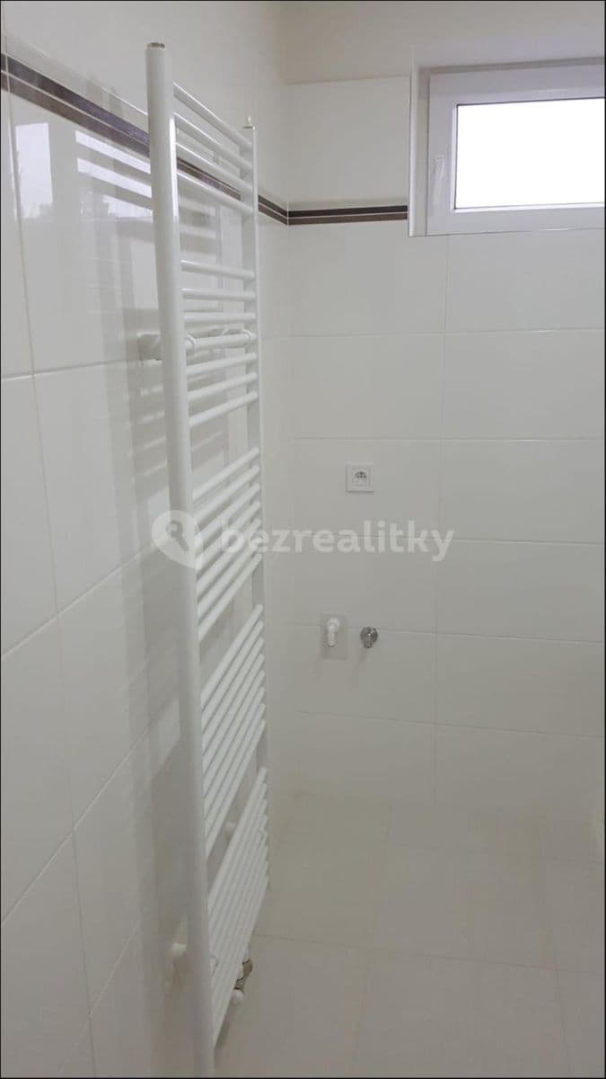 Prenájom bytu 2-izbový 59 m², Bajkalská, Praha, Praha Prenájom bytu 2-izbový 59 m², Bajkalská, Praha, Praha