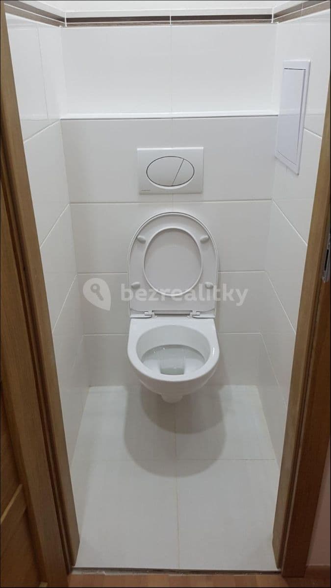 Prenájom bytu 2-izbový 59 m², Bajkalská, Praha, Praha Prenájom bytu 2-izbový 59 m², Bajkalská, Praha, Praha