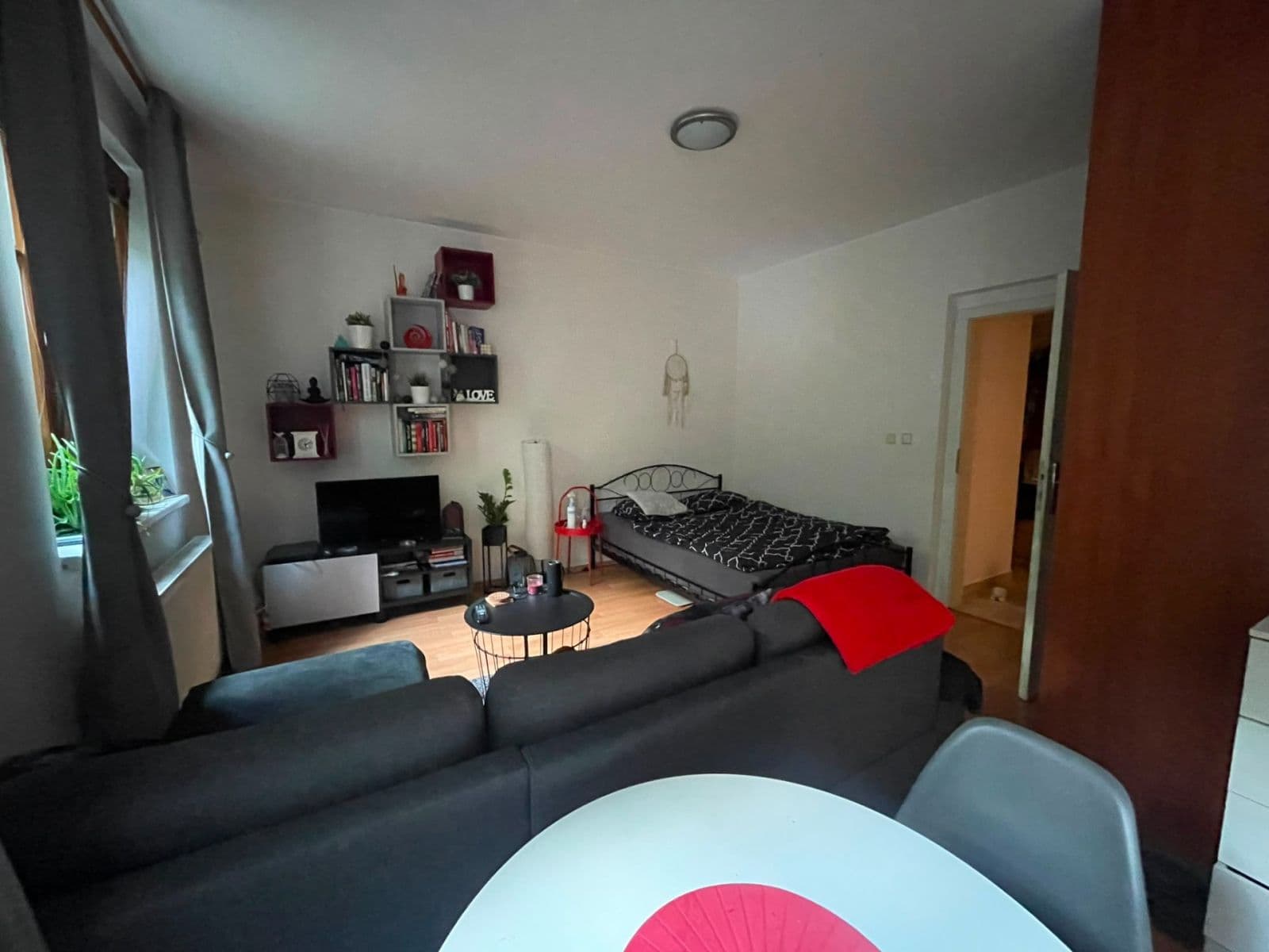 Prenájom bytu 1-izbový 38 m², Podle náhonu, Praha, Praha Prenájom bytu 1-izbový 38 m², Podle náhonu, Praha, Praha