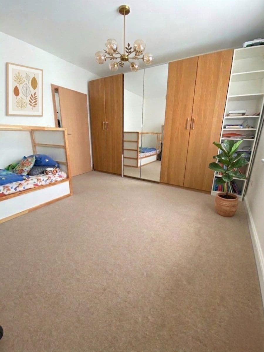 Prenájom bytu 2-izbový 60 m², Boloňská, Praha, Praha Prenájom bytu 2-izbový 60 m², Boloňská, Praha, Praha