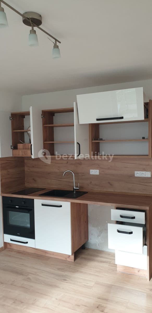 Prenájom bytu Garsoniéra 23 m², U Porcelánky, Chodov, Karlovarský kraj Prenájom bytu Garsoniéra 23 m², U Porcelánky, Chodov, Karlovarský kraj