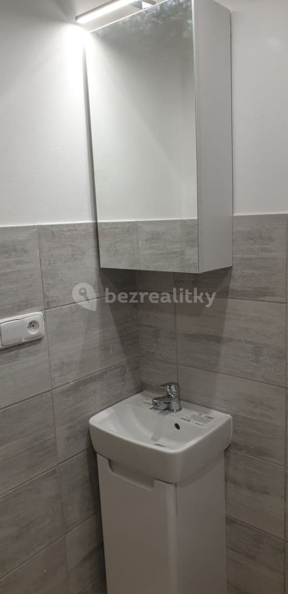 Prenájom bytu Garsoniéra 23 m², U Porcelánky, Chodov, Karlovarský kraj Prenájom bytu Garsoniéra 23 m², U Porcelánky, Chodov, Karlovarský kraj