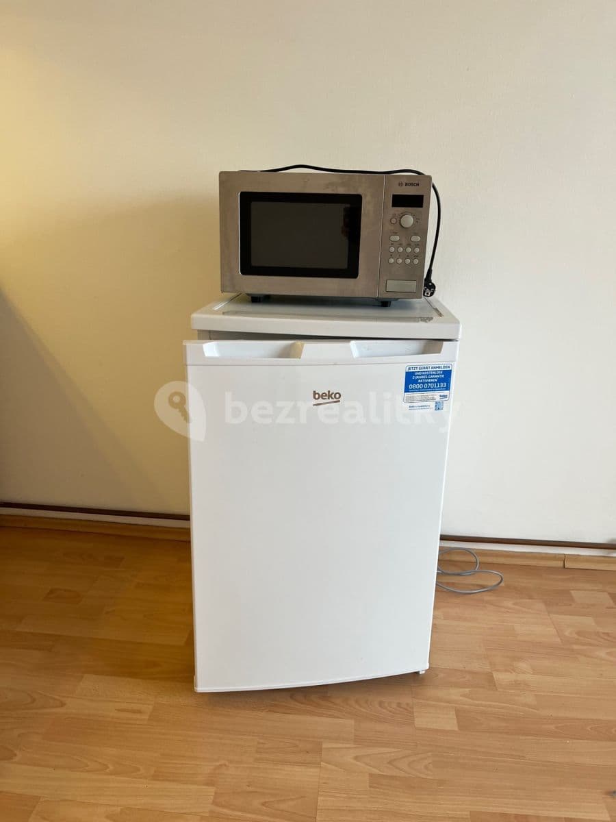 Prenájom bytu 2-izbový 40 m², Ronkova, Praha, Praha Prenájom bytu 2-izbový 40 m², Ronkova, Praha, Praha