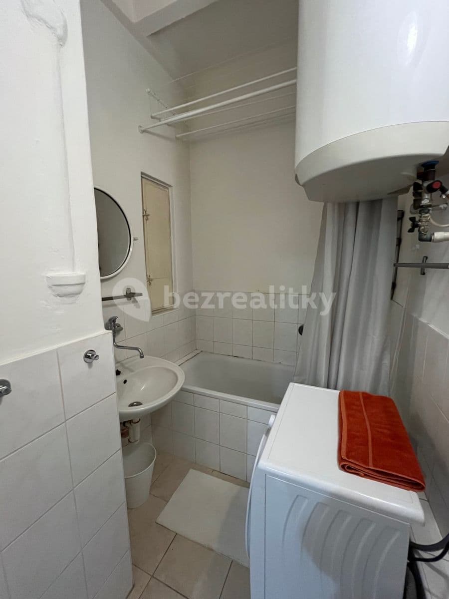 Prenájom bytu 2-izbový 40 m², Ronkova, Praha, Praha Prenájom bytu 2-izbový 40 m², Ronkova, Praha, Praha