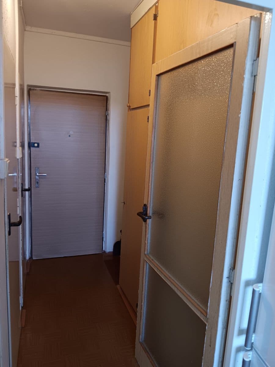 Prenájom bytu 1-izbový 26 m², Jabloňová, Praha, Praha Prenájom bytu 1-izbový 26 m², Jabloňová, Praha, Praha