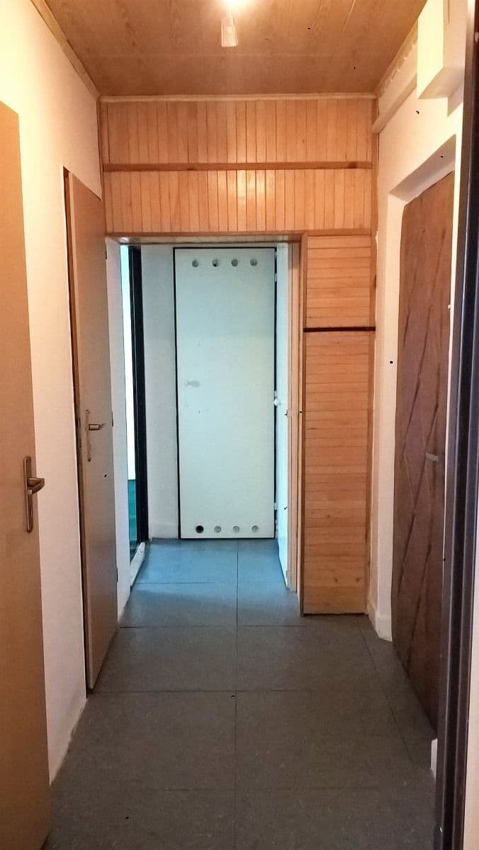 Prenájom bytu 2-izbový 55 m², Uhelná, Hradec Králové, Královéhradecký kraj Prenájom bytu 2-izbový 55 m², Uhelná, Hradec Králové, Královéhradecký kraj