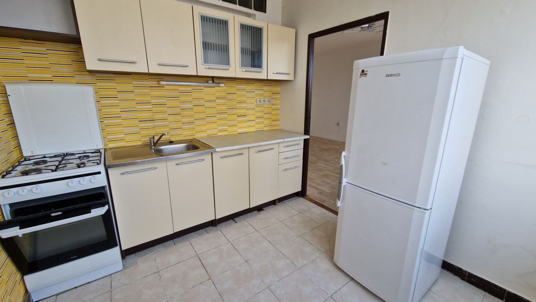 Prenájom bytu 2-izbový 55 m², Uhelná, Hradec Králové, Královéhradecký kraj Prenájom bytu 2-izbový 55 m², Uhelná, Hradec Králové, Královéhradecký kraj