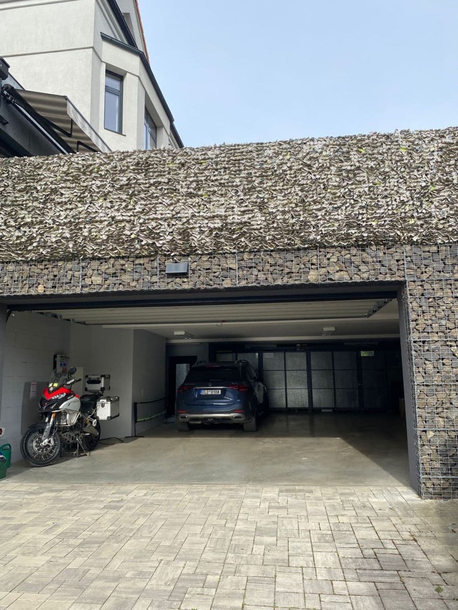 Prenájom bytu 5-izbový 157 m², Révová, Praha, Praha Prenájom bytu 5-izbový 157 m², Révová, Praha, Praha