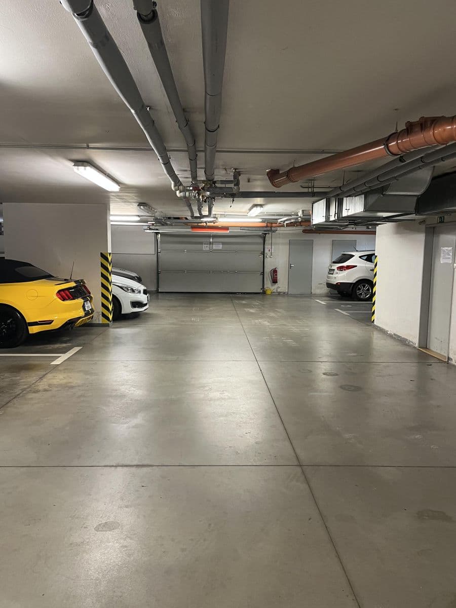 Prenájom bytu 2-izbový 61 m², Laudonova, Praha, Praha Prenájom bytu 2-izbový 61 m², Laudonova, Praha, Praha