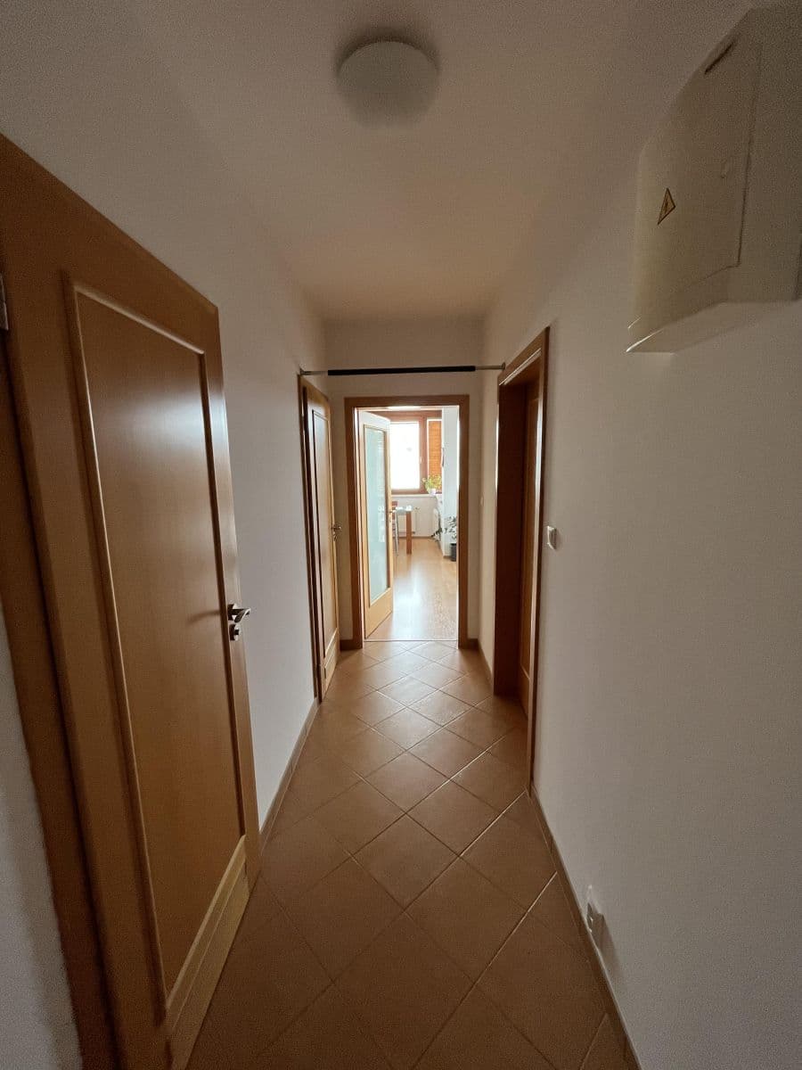 Prenájom bytu 2-izbový 61 m², Laudonova, Praha, Praha Prenájom bytu 2-izbový 61 m², Laudonova, Praha, Praha