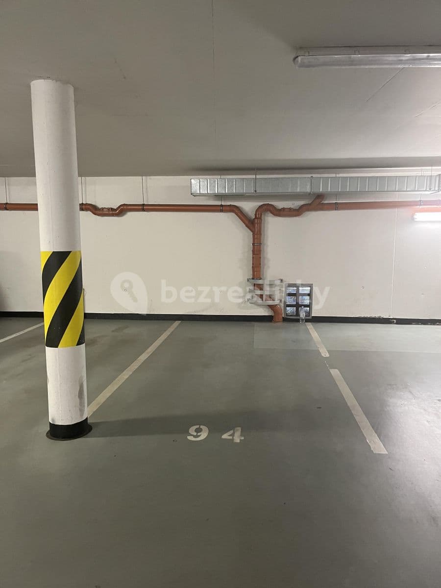 Prenájom bytu 3-izbový 89 m², Jeřabinová, Praha, Praha Prenájom bytu 3-izbový 89 m², Jeřabinová, Praha, Praha