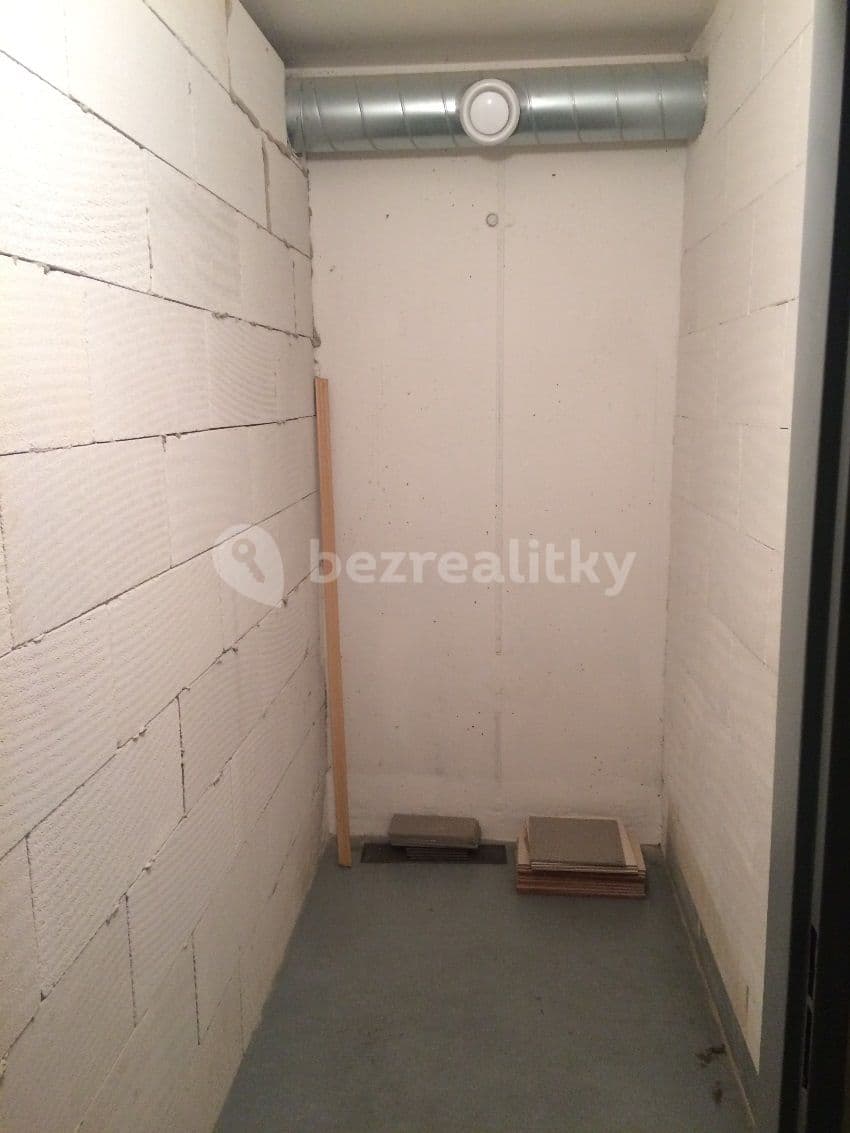 Prenájom bytu 3-izbový 89 m², Jeřabinová, Praha, Praha Prenájom bytu 3-izbový 89 m², Jeřabinová, Praha, Praha