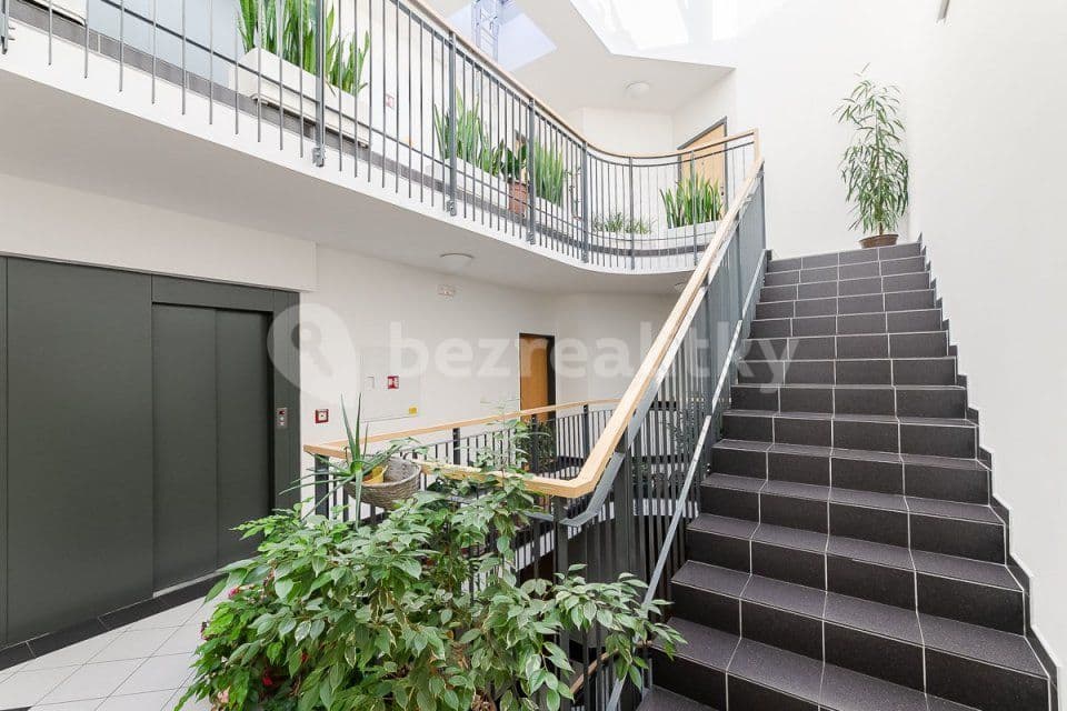Prenájom bytu 2-izbový 55 m², Krejčího, Praha, Praha Prenájom bytu 2-izbový 55 m², Krejčího, Praha, Praha