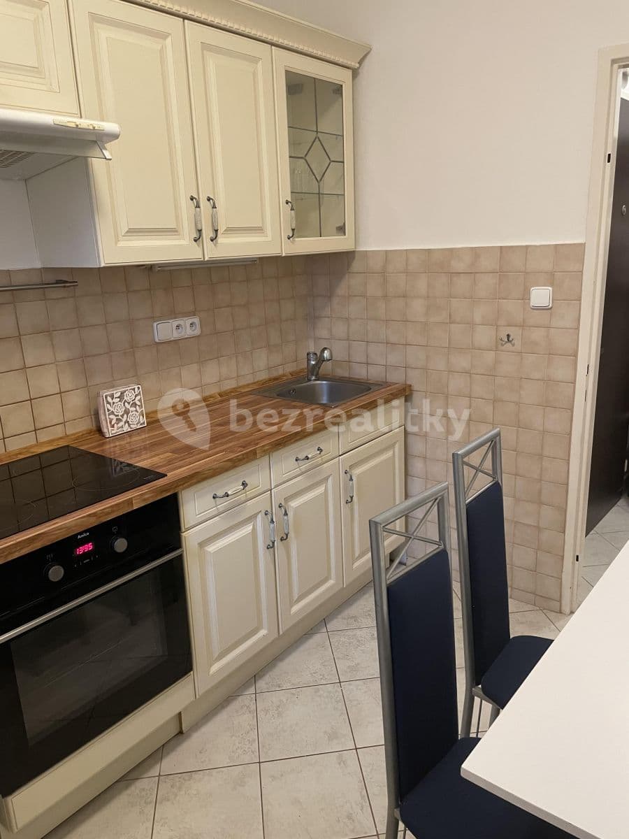 Prenájom bytu 1-izbový 35 m², Baranova, Praha, Praha Prenájom bytu 1-izbový 35 m², Baranova, Praha, Praha