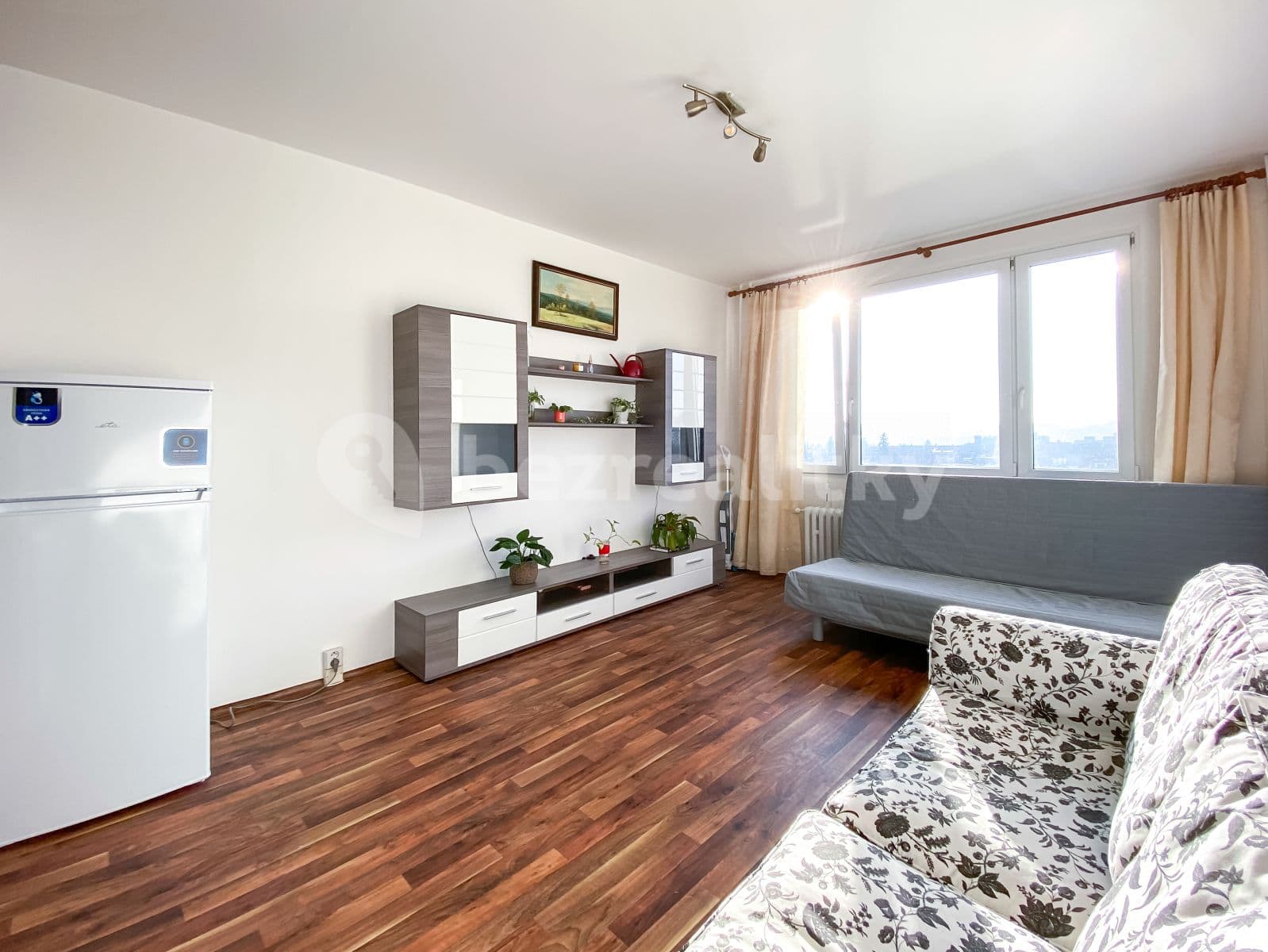Prenájom bytu 1-izbový 24 m², Narcisová, Praha, Praha Prenájom bytu 1-izbový 24 m², Narcisová, Praha, Praha