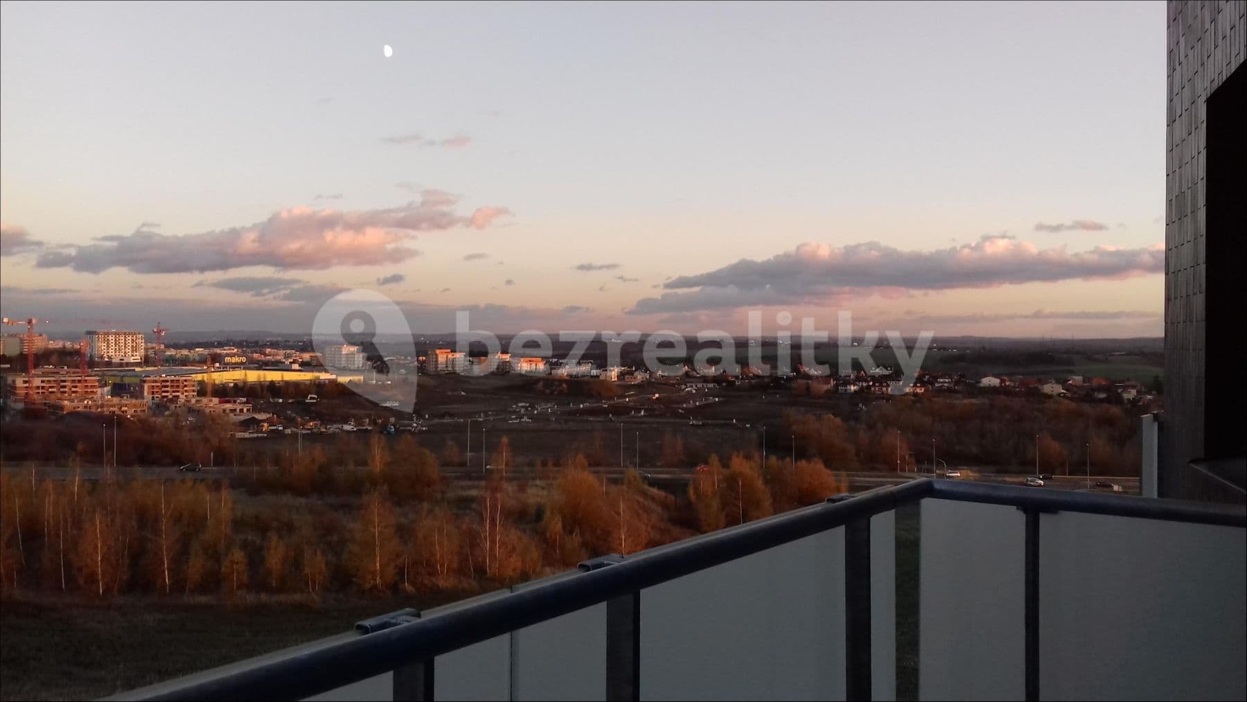 Prenájom bytu 2-izbový 53 m², Praha, Praha Prenájom bytu 2-izbový 53 m², Praha, Praha