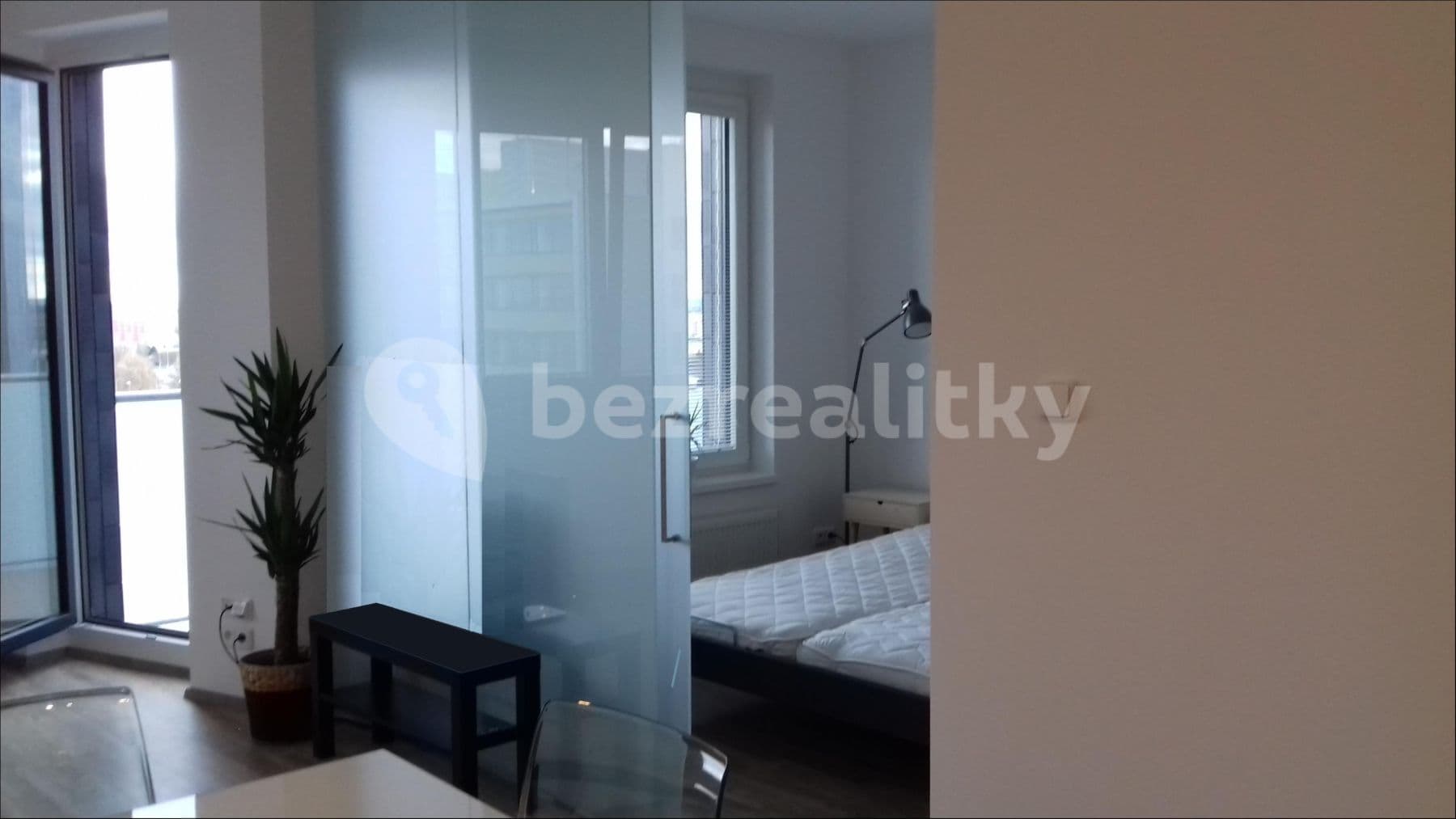Prenájom bytu 2-izbový 53 m², Praha, Praha Prenájom bytu 2-izbový 53 m², Praha, Praha