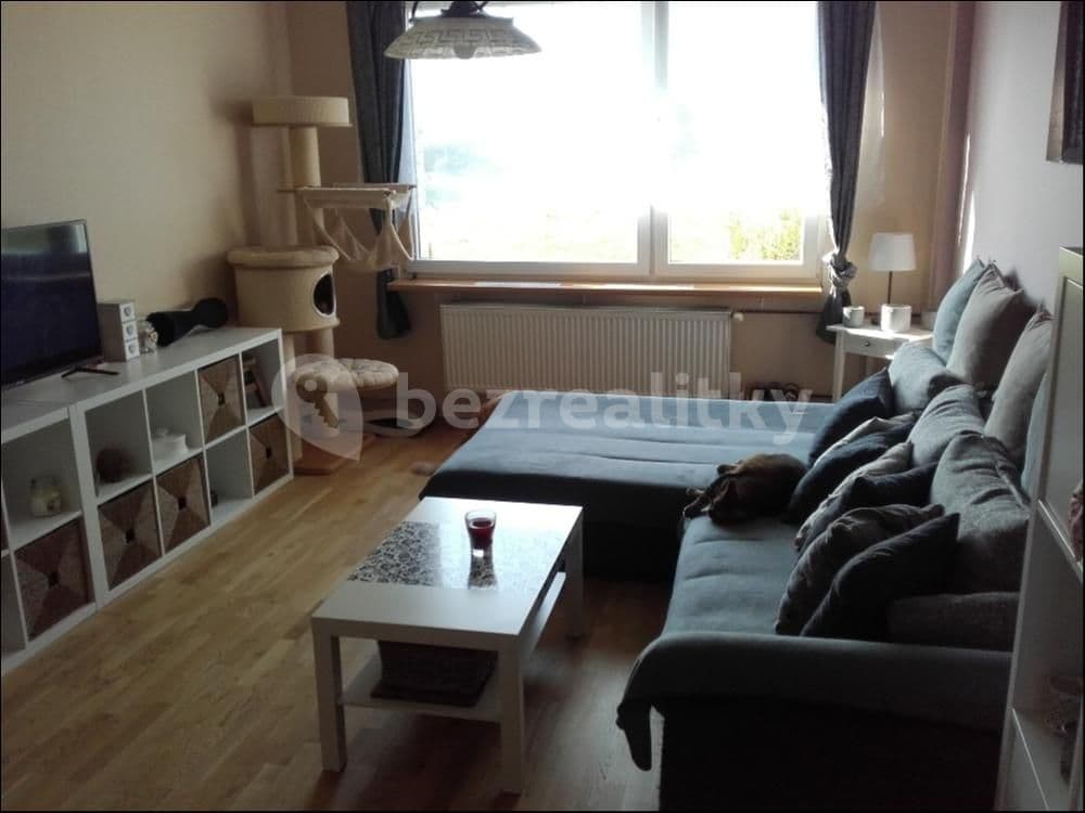 Prenájom bytu 3-izbový 80 m², Bratronice, Středočeský kraj Prenájom bytu 3-izbový 80 m², Bratronice, Středočeský kraj