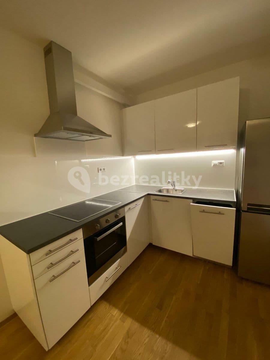 Prenájom bytu 2-izbový 53 m², Pod Stolovou horou, Praha, Praha Prenájom bytu 2-izbový 53 m², Pod Stolovou horou, Praha, Praha