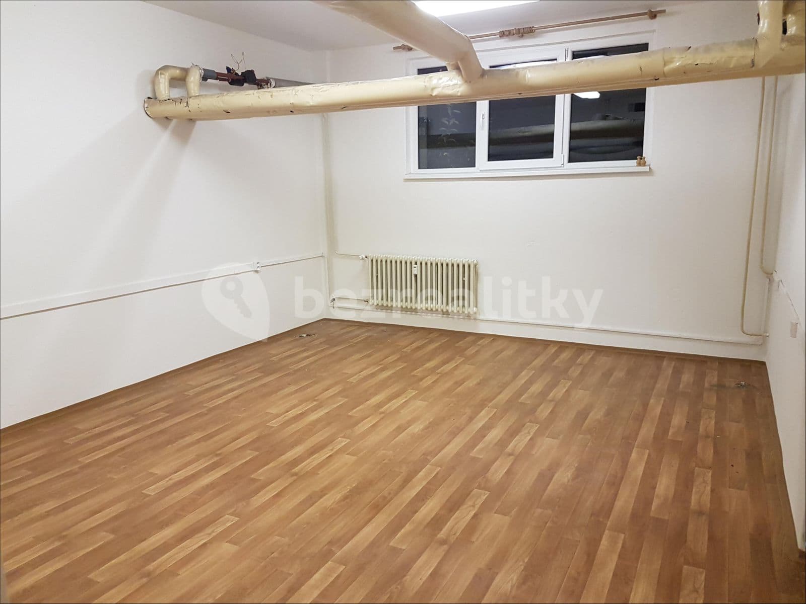 Prenájom nebytového priestoru 60 m², Schulhoffova, Praha, Praha Prenájom nebytového priestoru 60 m², Schulhoffova, Praha, Praha