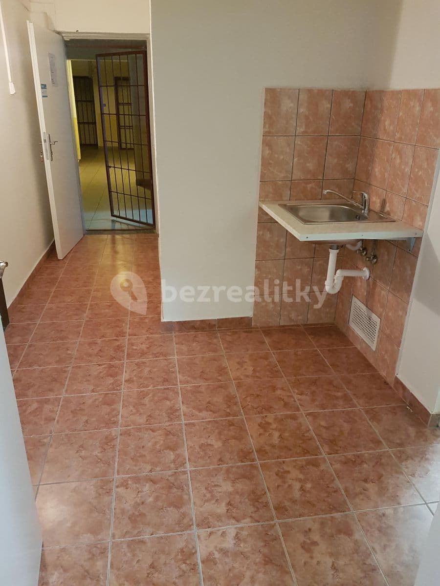 Prenájom nebytového priestoru 60 m², Schulhoffova, Praha, Praha Prenájom nebytového priestoru 60 m², Schulhoffova, Praha, Praha