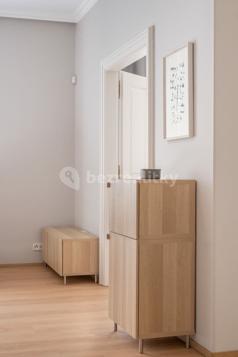 Prenájom bytu 3-izbový 77 m², Březinova, Praha, Praha Prenájom bytu 3-izbový 77 m², Březinova, Praha, Praha