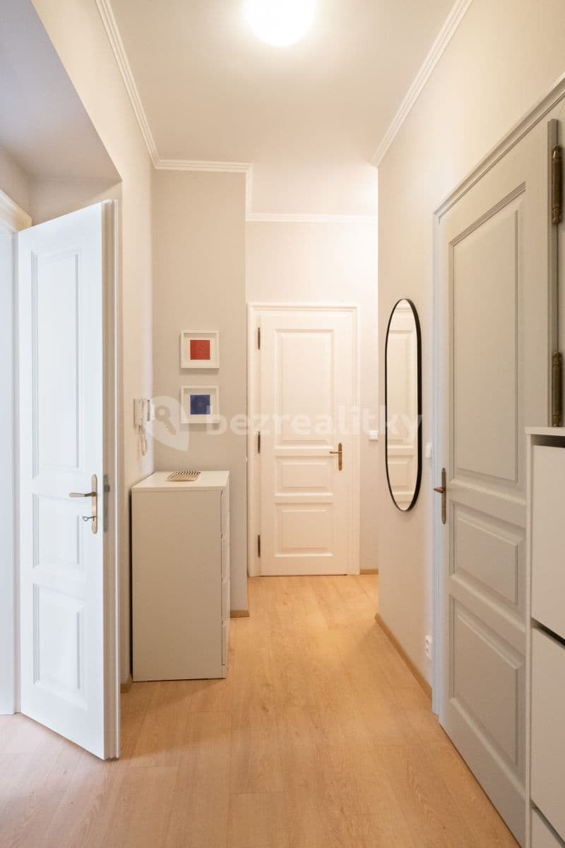 Prenájom bytu 3-izbový 77 m², Březinova, Praha, Praha Prenájom bytu 3-izbový 77 m², Březinova, Praha, Praha