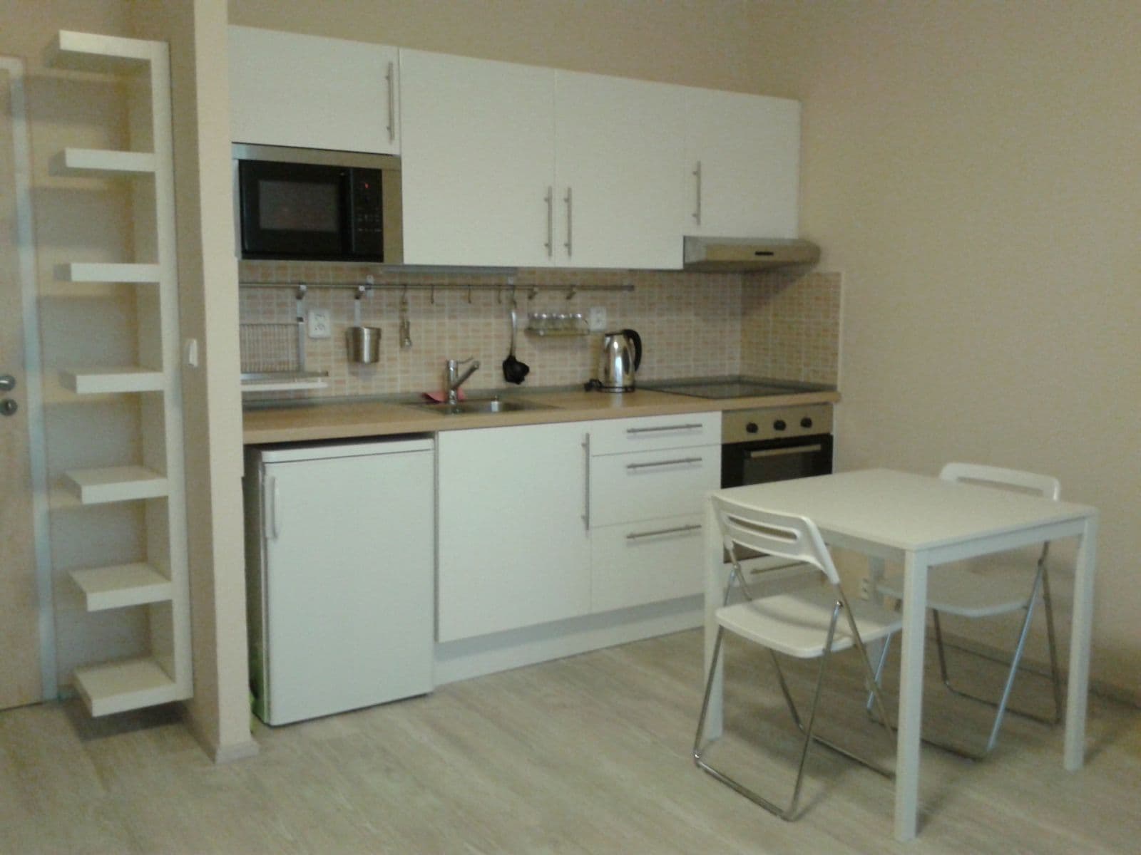 Prenájom bytu 1-izbový 36 m², Oblá, Brno, Jihomoravský kraj Prenájom bytu 1-izbový 36 m², Oblá, Brno, Jihomoravský kraj