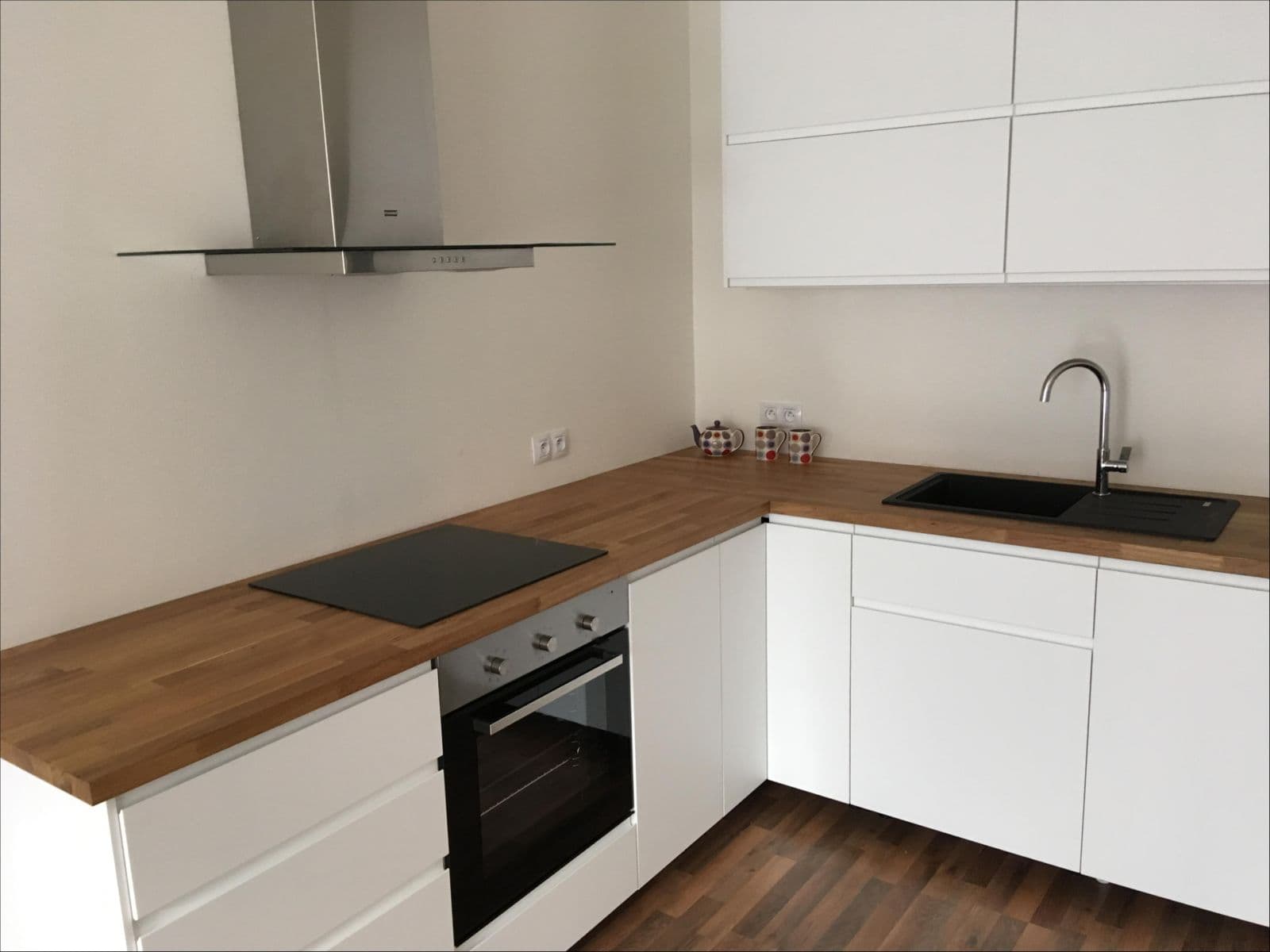 Prenájom bytu 1-izbový 85 m², Františka Diviše, Praha, Praha Prenájom bytu 1-izbový 85 m², Františka Diviše, Praha, Praha