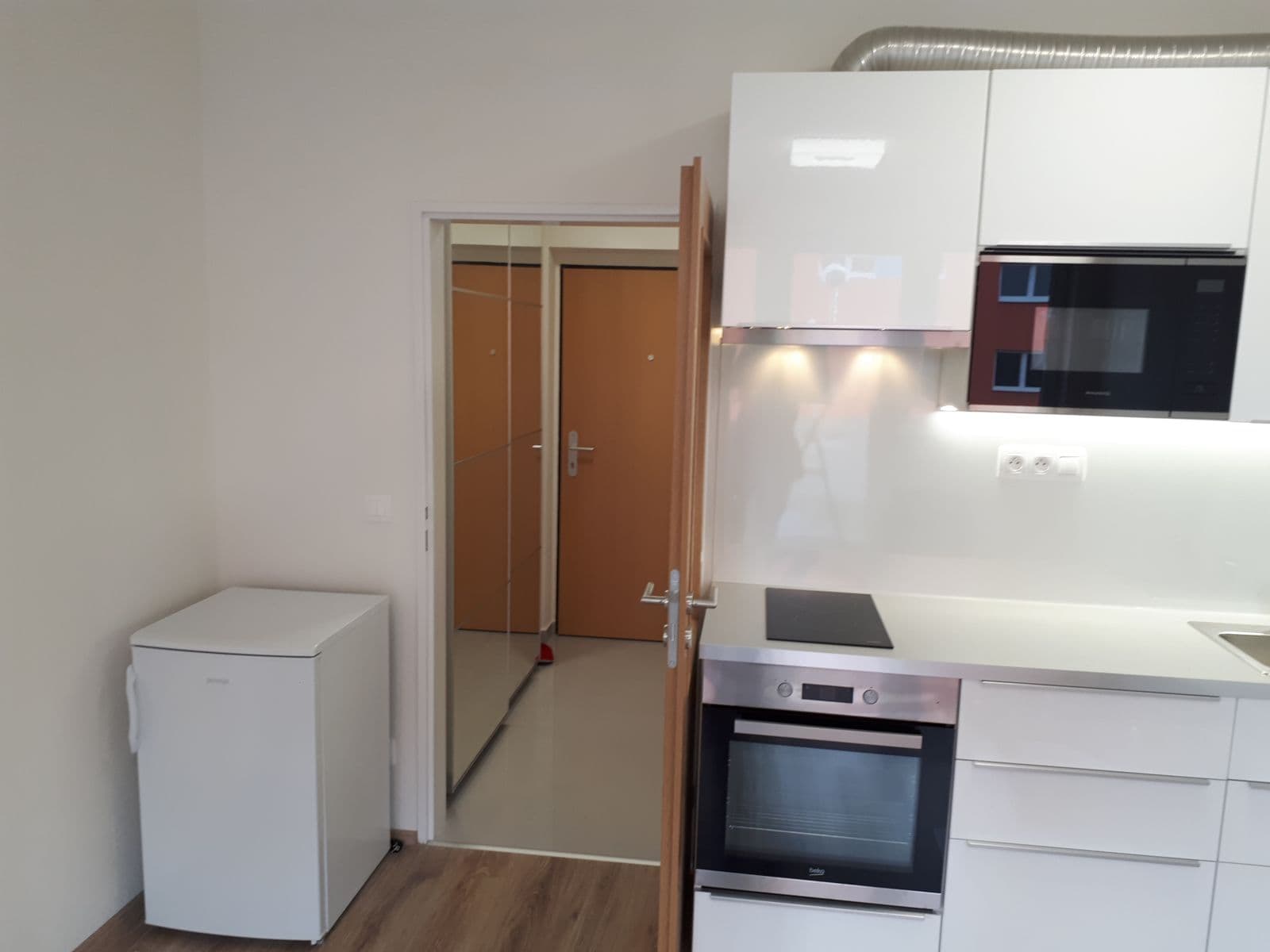 Prenájom bytu 1-izbový 30 m², Bučkova, Brno, Jihomoravský kraj Prenájom bytu 1-izbový 30 m², Bučkova, Brno, Jihomoravský kraj