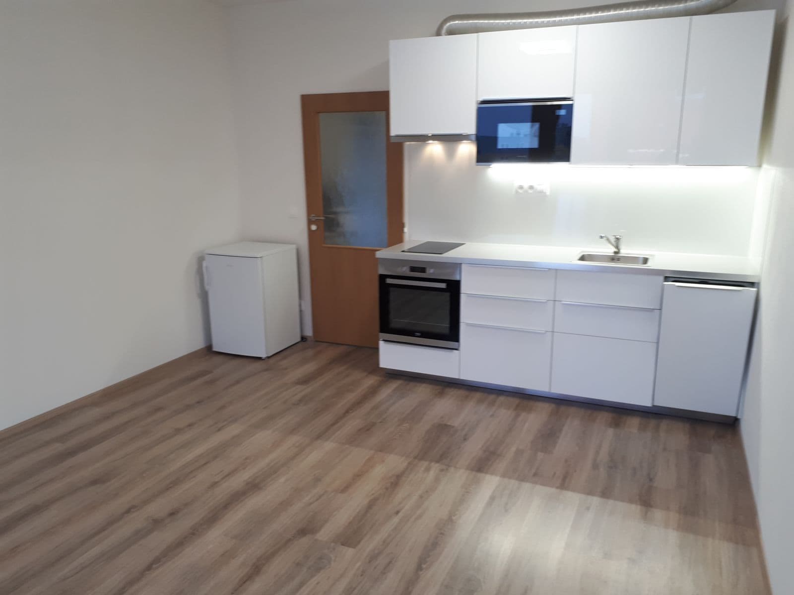 Prenájom bytu 1-izbový 30 m², Bučkova, Brno, Jihomoravský kraj Prenájom bytu 1-izbový 30 m², Bučkova, Brno, Jihomoravský kraj