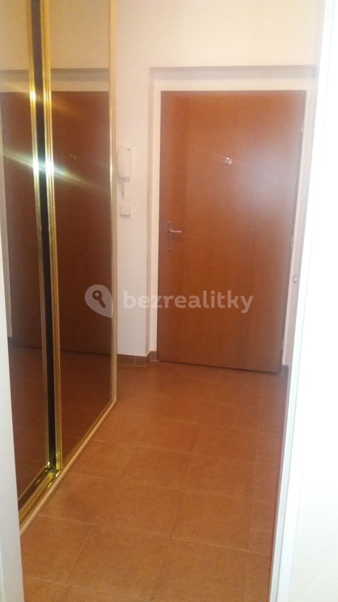 Prenájom bytu 1-izbový 29 m², Mattioliho, Praha, Praha Prenájom bytu 1-izbový 29 m², Mattioliho, Praha, Praha