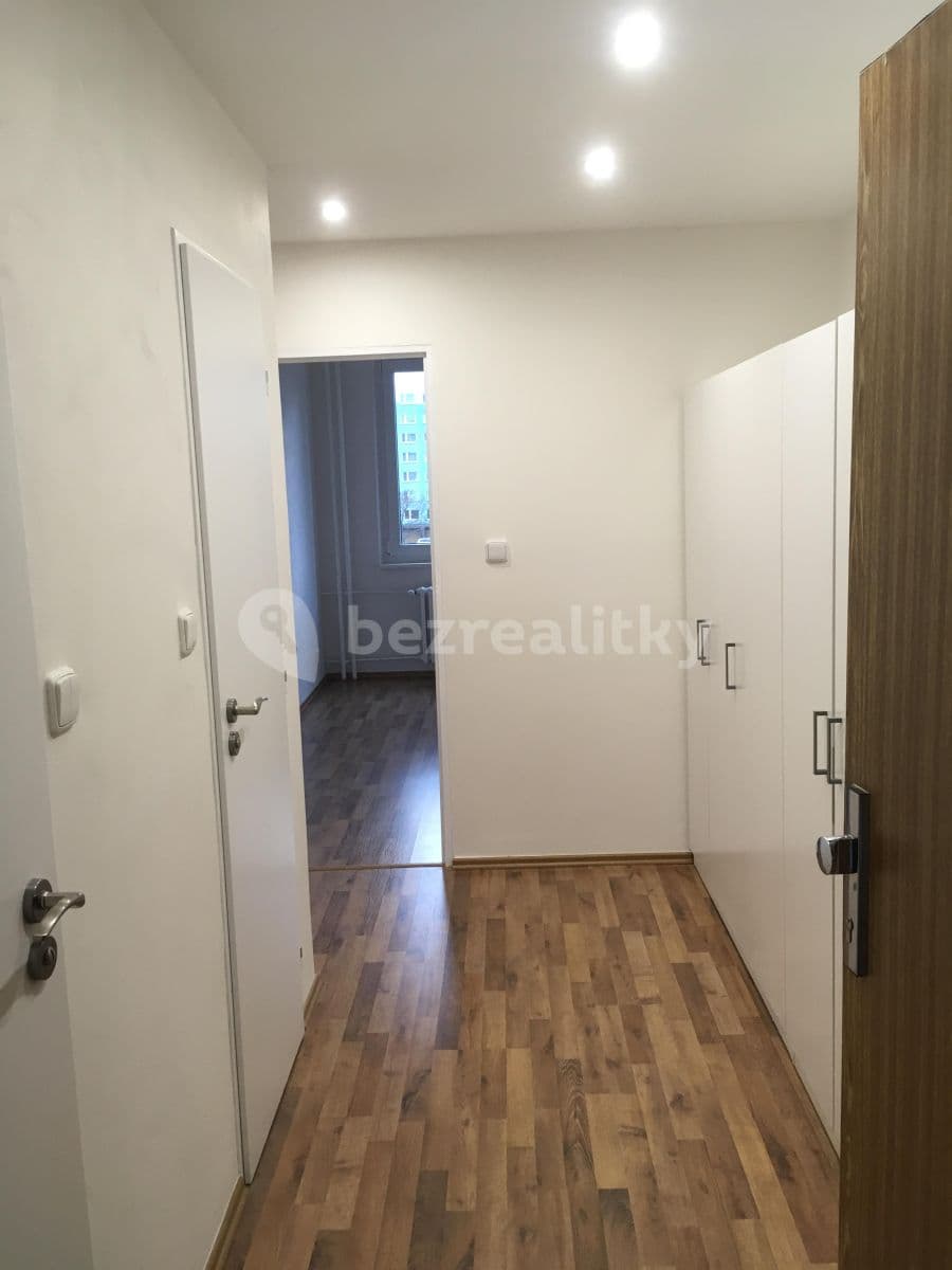 Prenájom bytu 2-izbový 46 m², Výletní, Praha, Praha Prenájom bytu 2-izbový 46 m², Výletní, Praha, Praha