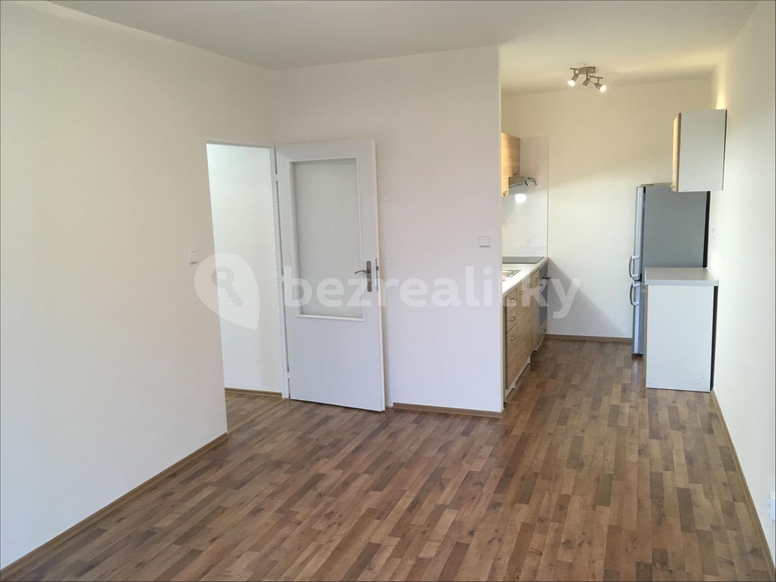 Prenájom bytu 2-izbový 46 m², Výletní, Praha, Praha Prenájom bytu 2-izbový 46 m², Výletní, Praha, Praha