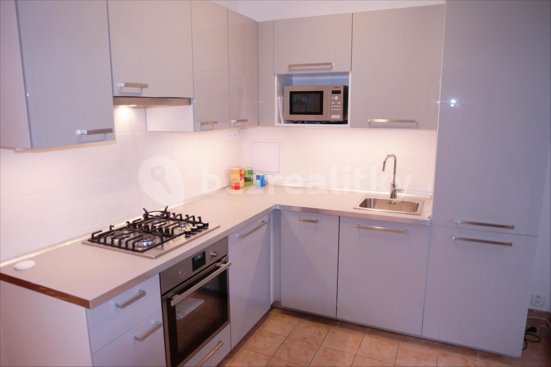 Prenájom bytu 2-izbový 78 m², Za Hládkovem, Praha, Praha Prenájom bytu 2-izbový 78 m², Za Hládkovem, Praha, Praha