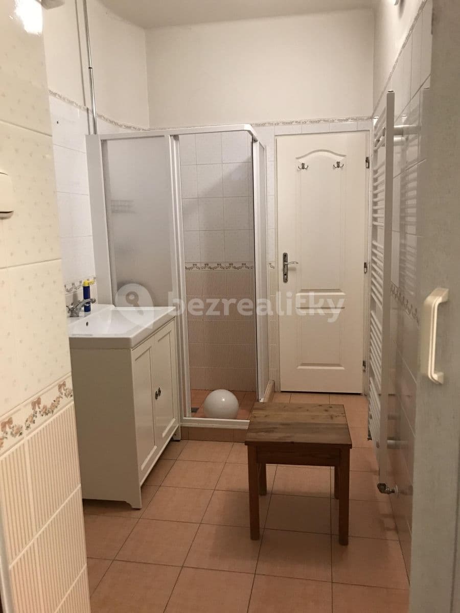 Prenájom bytu 3-izbový 82 m², Komenského náměstí, Brandýs nad Labem-Stará Boleslav, Středočeský kraj Prenájom bytu 3-izbový 82 m², Komenského náměstí, Brandýs nad Labem-Stará Boleslav, Středočeský kraj