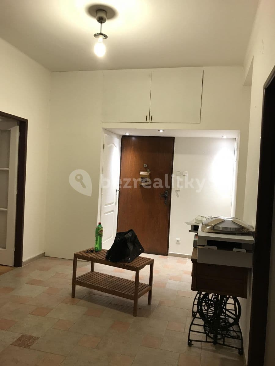 Prenájom bytu 3-izbový 82 m², Komenského náměstí, Brandýs nad Labem-Stará Boleslav, Středočeský kraj Prenájom bytu 3-izbový 82 m², Komenského náměstí, Brandýs nad Labem-Stará Boleslav, Středočeský kraj