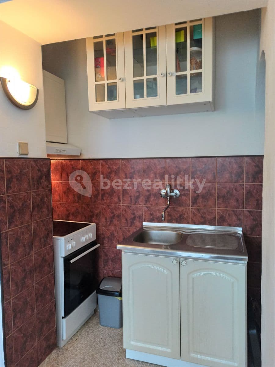 Prenájom bytu 1-izbový 32 m², Dvacátého osmého pluku, Praha, Praha Prenájom bytu 1-izbový 32 m², Dvacátého osmého pluku, Praha, Praha