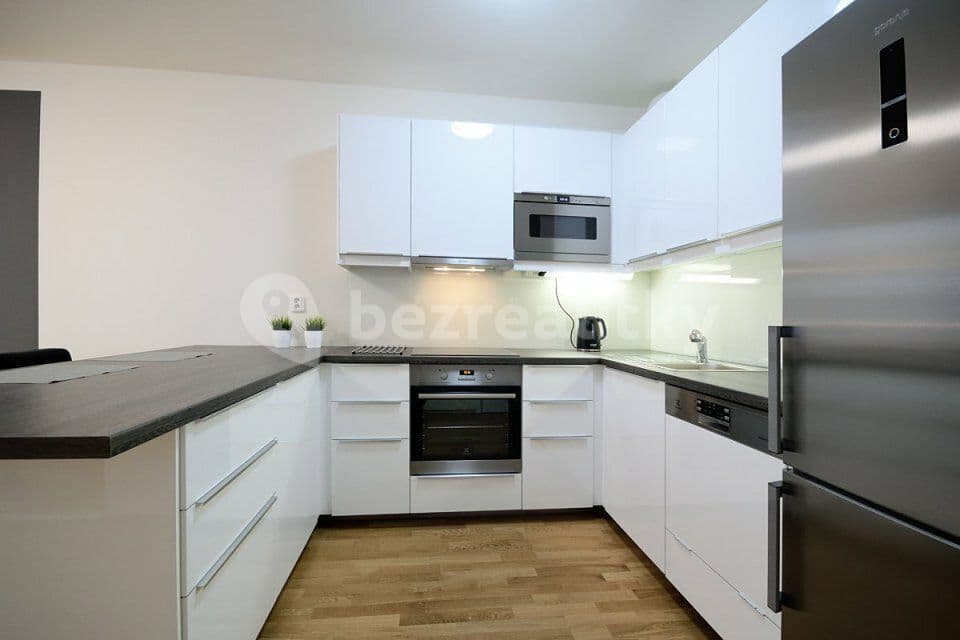 Prenájom bytu 2-izbový 53 m², Makedonská, Praha, Praha Prenájom bytu 2-izbový 53 m², Makedonská, Praha, Praha