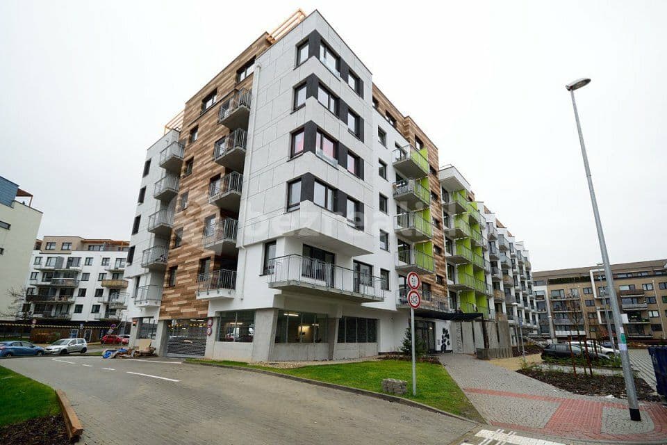 Prenájom bytu 2-izbový 53 m², Makedonská, Praha, Praha Prenájom bytu 2-izbový 53 m², Makedonská, Praha, Praha