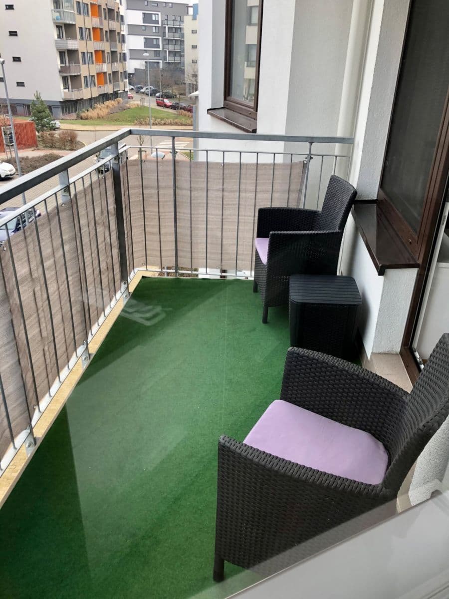 Prenájom bytu 2-izbový 53 m², Makedonská, Praha, Praha Prenájom bytu 2-izbový 53 m², Makedonská, Praha, Praha