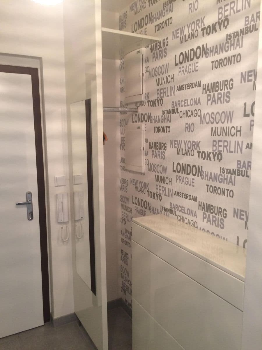 Prenájom bytu 2-izbový 43 m², Rečkova, Praha, Praha Prenájom bytu 2-izbový 43 m², Rečkova, Praha, Praha