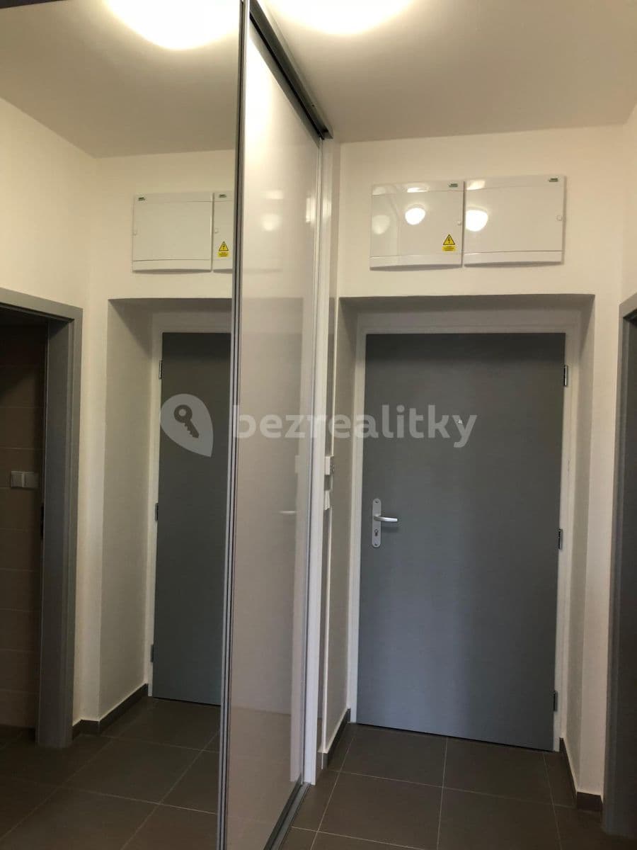 Prenájom bytu 2-izbový 53 m², Jičínská, Mladá Boleslav, Středočeský kraj Prenájom bytu 2-izbový 53 m², Jičínská, Mladá Boleslav, Středočeský kraj