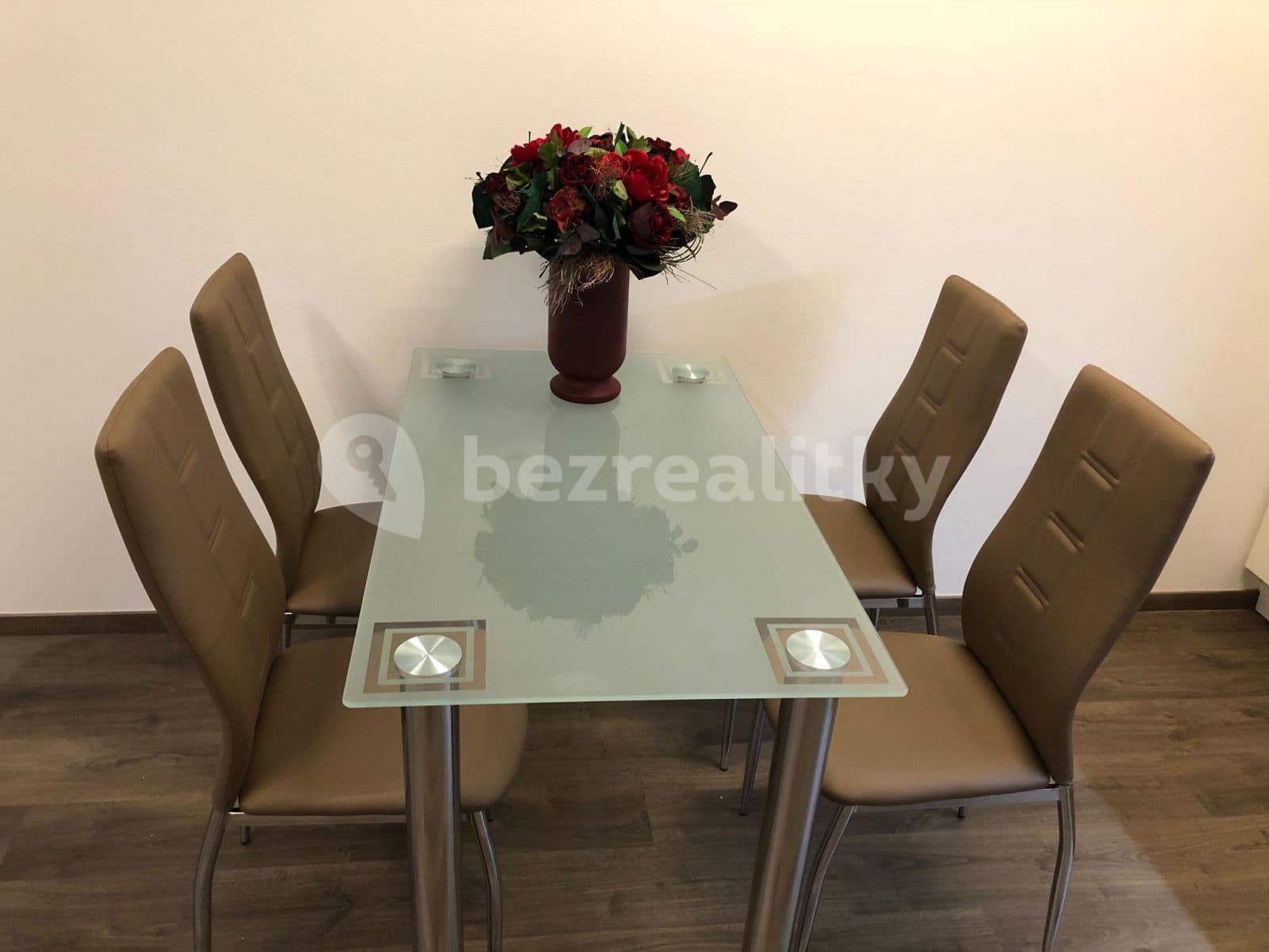 Prenájom bytu 2-izbový 53 m², Jičínská, Mladá Boleslav, Středočeský kraj Prenájom bytu 2-izbový 53 m², Jičínská, Mladá Boleslav, Středočeský kraj