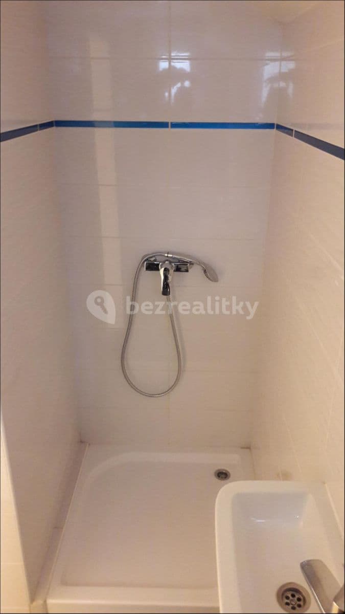 Prenájom bytu 1-izbový 20 m², Šperlova, Praha, Praha Prenájom bytu 1-izbový 20 m², Šperlova, Praha, Praha