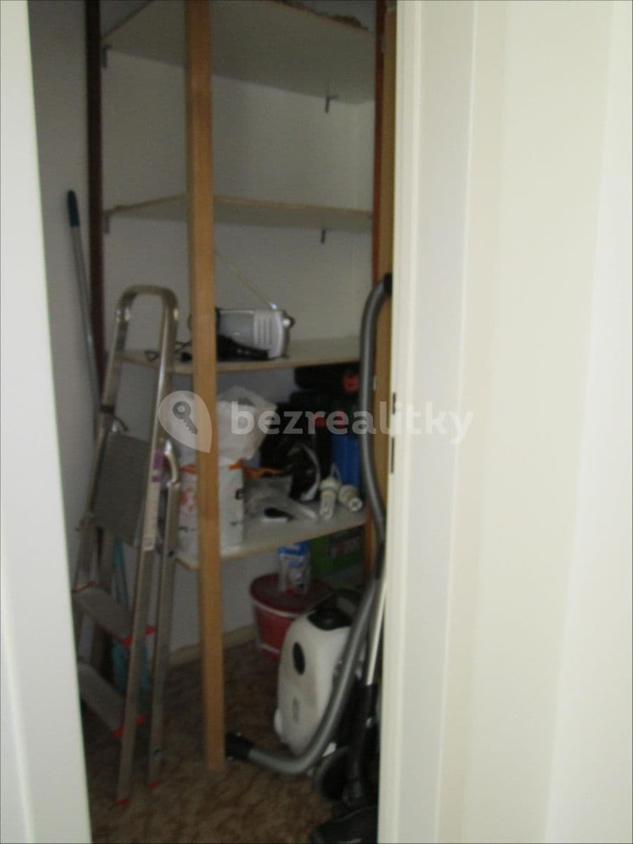 Prenájom bytu 2-izbový 41 m², Werichova, Praha, Praha Prenájom bytu 2-izbový 41 m², Werichova, Praha, Praha