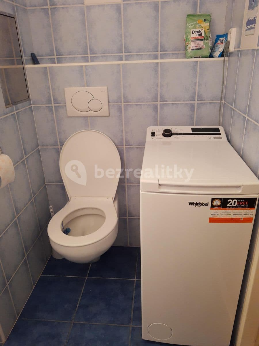 Prenájom bytu 2-izbový 41 m², Werichova, Praha, Praha Prenájom bytu 2-izbový 41 m², Werichova, Praha, Praha