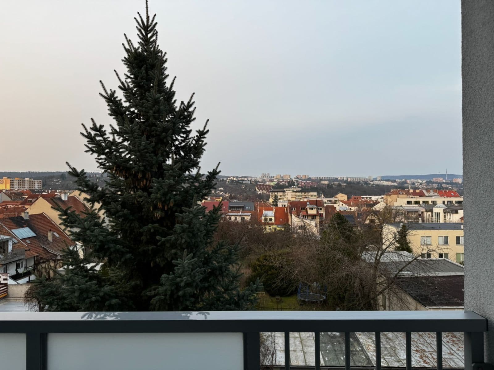 Prenájom bytu 3-izbový 75 m², Srbská, Brno, Jihomoravský kraj Prenájom bytu 3-izbový 75 m², Srbská, Brno, Jihomoravský kraj