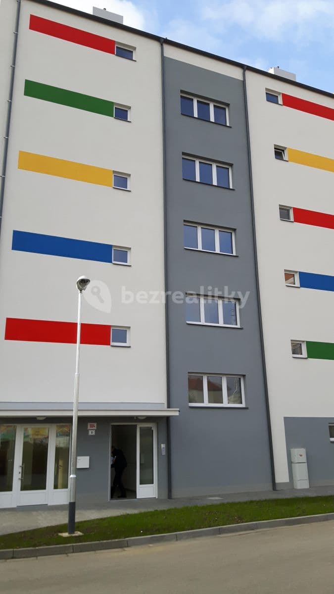 Prenájom bytu 1-izbový 32 m², Brněnská Pole, Šlapanice, Jihomoravský kraj Prenájom bytu 1-izbový 32 m², Brněnská Pole, Šlapanice, Jihomoravský kraj
